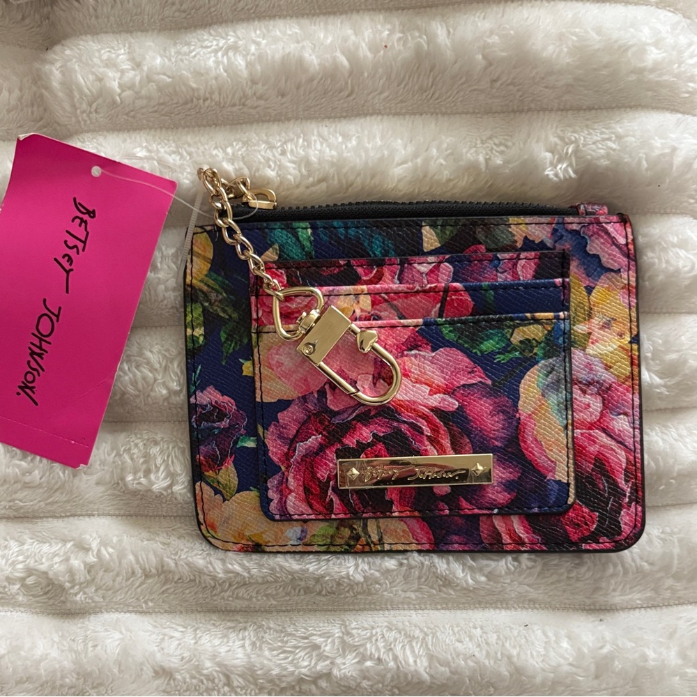 FREE w/ PURCHASE💝